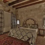 فندق Panoramic Cave 3*