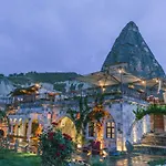 Panoramic Cave 3*
