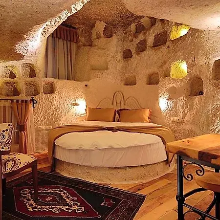 Panoramic Cave 3*