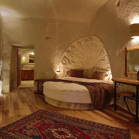 Panoramic Cave 3*